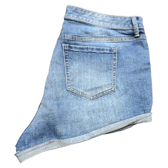 Torrid size 18 shorts - Picture 4 of 6